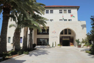 مجلس الوزراء يمدد الإعفاءات والخصومات الضريبية