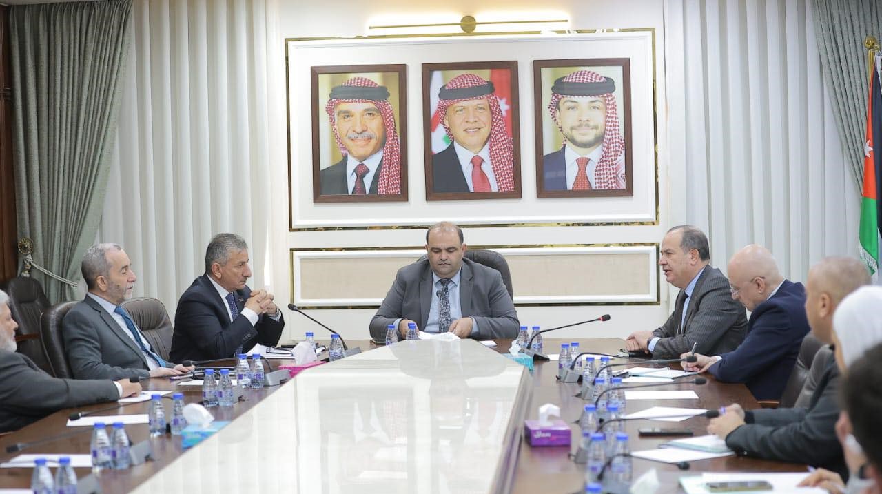 العلاونة: التحول الرقمي يحظى بمتابعة الملك وولي العهد ويدعم الاستثمار وفرص العمل