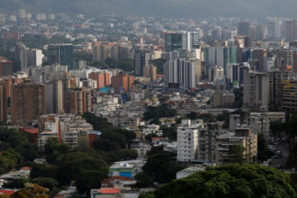 ترامب يعلن إمكانية إدارة الولايات المتحدة لفنزويلا لسنوات والسيطرة على النفط