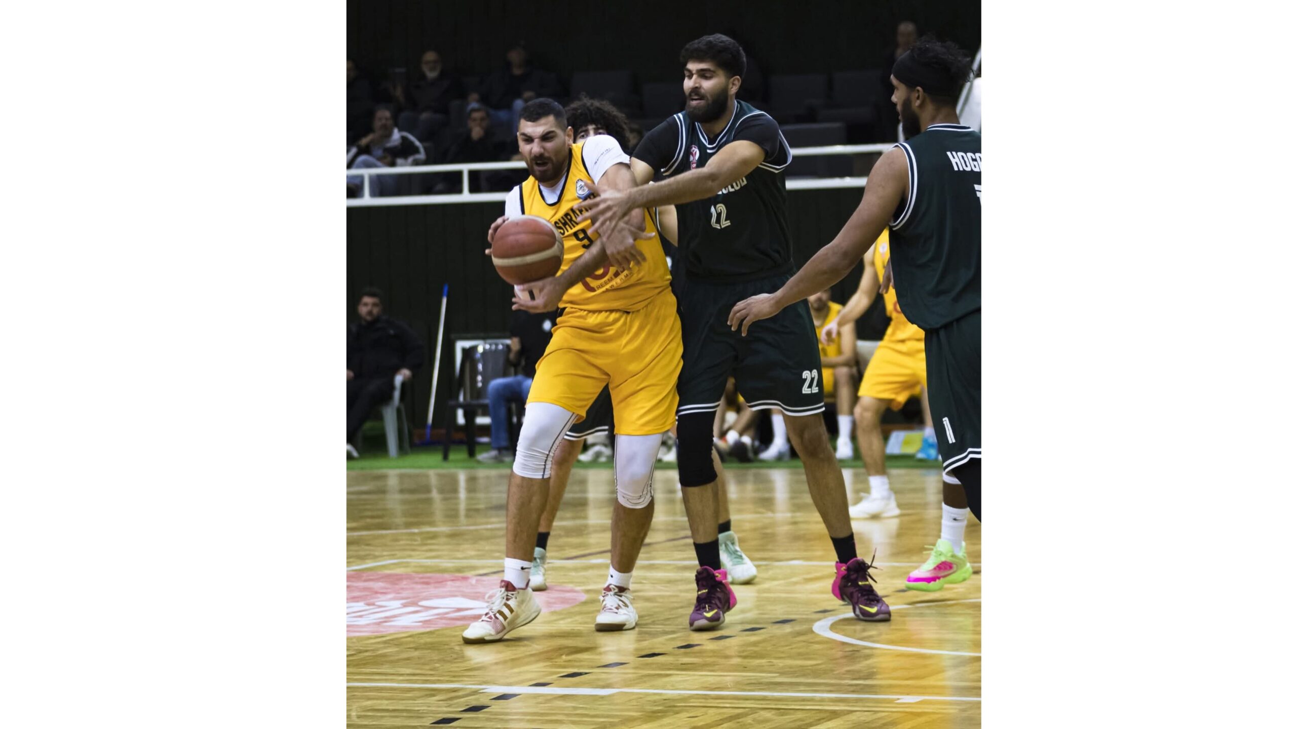 صورة حول : الأشرفية يفرض أفضليته وينتصر على الجليل بفارق 22 نقطة الأشرفية يفرض أفضليته وينتصر على الجليل بفارق 22 نقطة