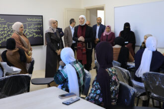 بني مصطفى في الطفيلة: جولة ميدانية لتعزيز التنمية الاجتماعية ودعم الأسر المنتجة