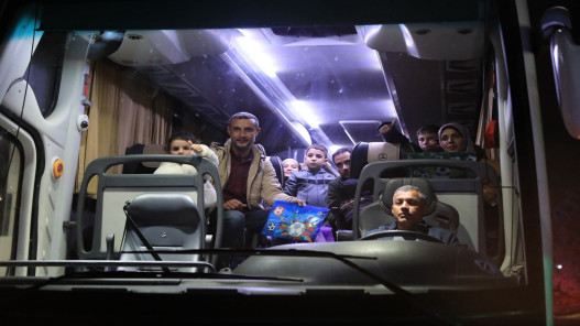 الأردن ينقل الدفعة العشرين من أطفال غزة المرضى لتلقي العلاج ضمن “الممر الطبي الأردني”