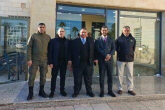 محافظ المفرق يتفقد مستشفى البادية الشمالية ويؤكد دعم القطاع الصحي