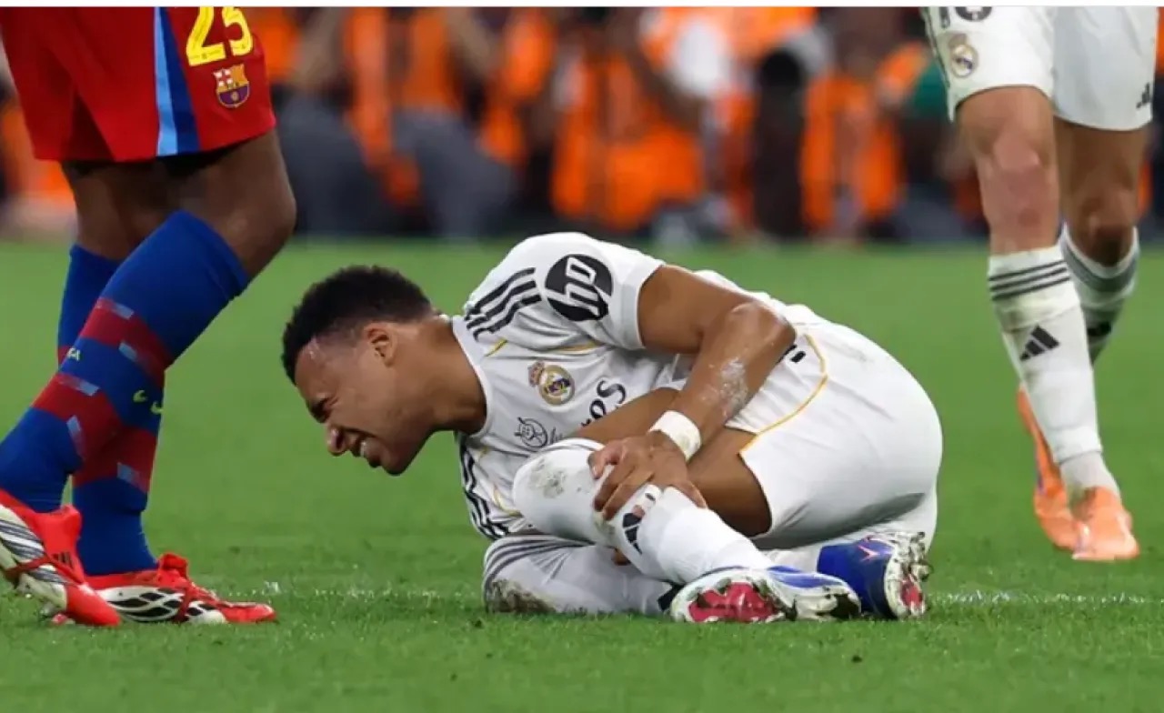 مبابي يُهدر الفرصة في نهائي السوبر الإسباني بعد قرار ألونسو المفاجئ باستدعائه