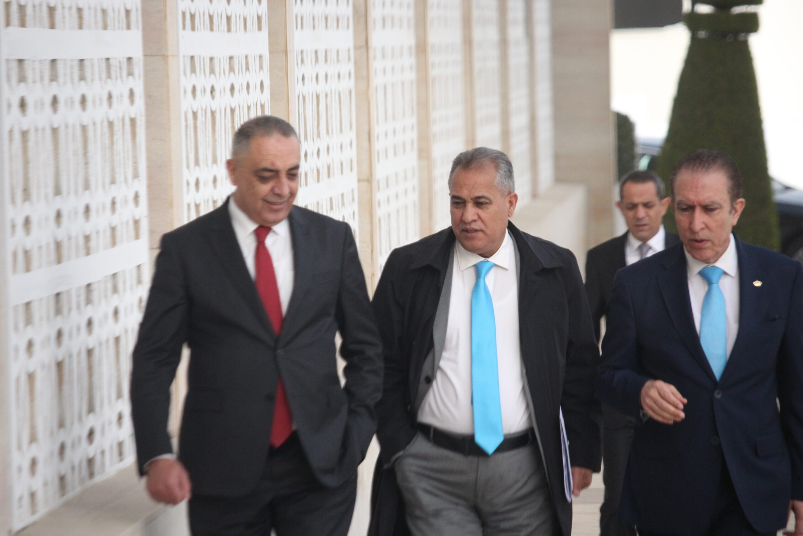 النواب يستكملون مناقشة قانون الكاتب العدل "صور"