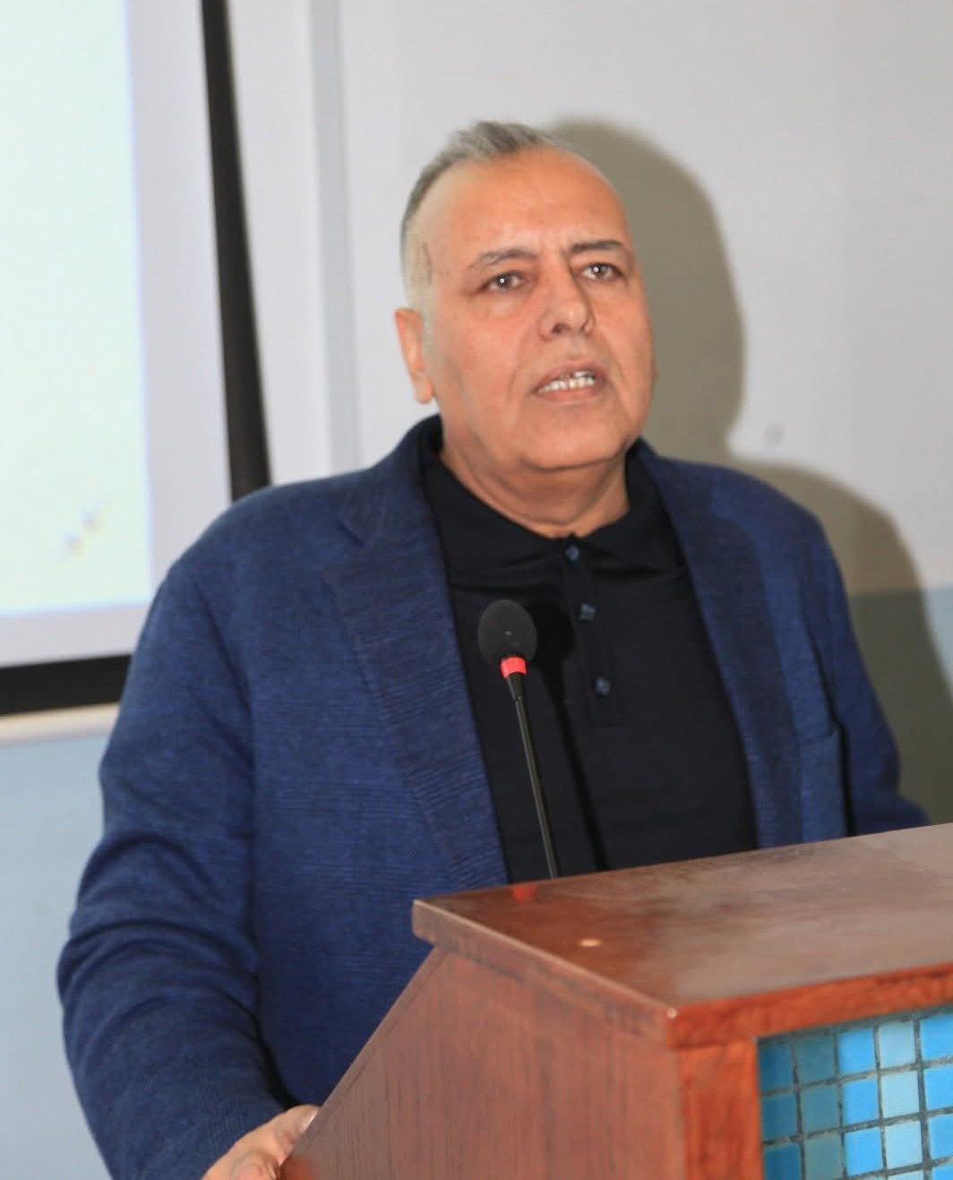 فرق الطوارئ في مادبا تعمل على مدار الساعة لمواجهة آثار الأمطار الغزيرة