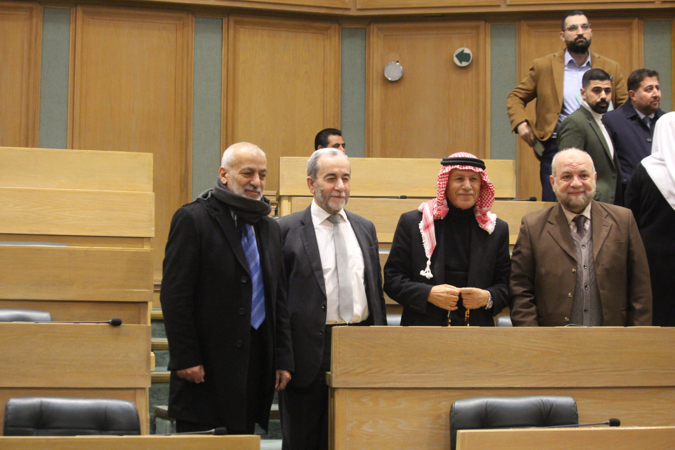 النواب يستكملون مناقشة قانون الكاتب العدل "صور"