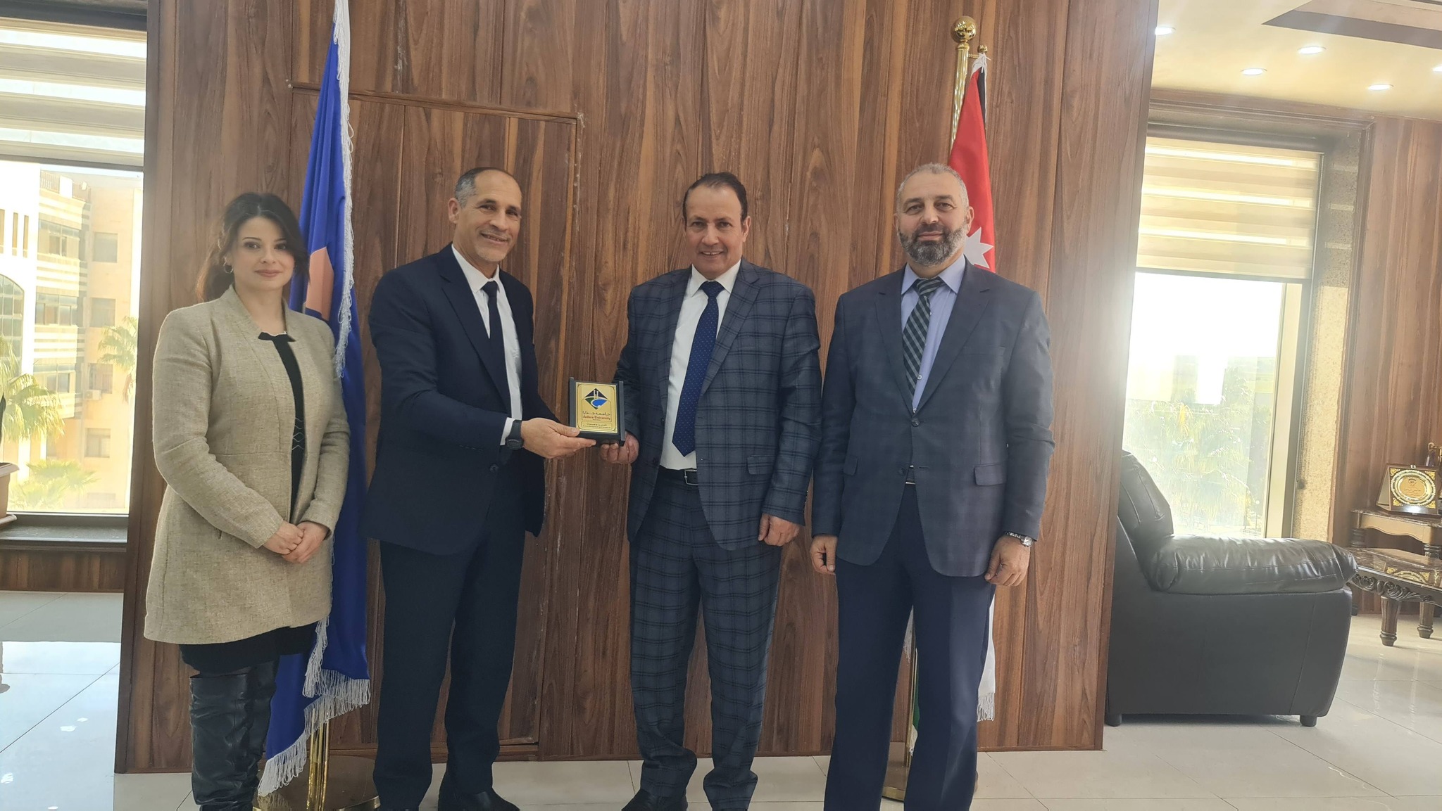 صورة حول : جامعة جدارا وجامعة جزائرية توقعان اتفاقية تعاون أكاديمي وتدريبي جامعة جدارا وجامعة جزائرية توقعان اتفاقية تعاون أكاديمي وتدريبي