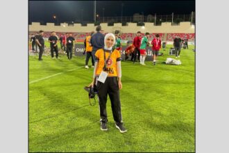من مدرجات الملاعب إلى منصات الإنجاز الدولي.. المصوّرة الأردنية هند المصري تتألق لعام 2025