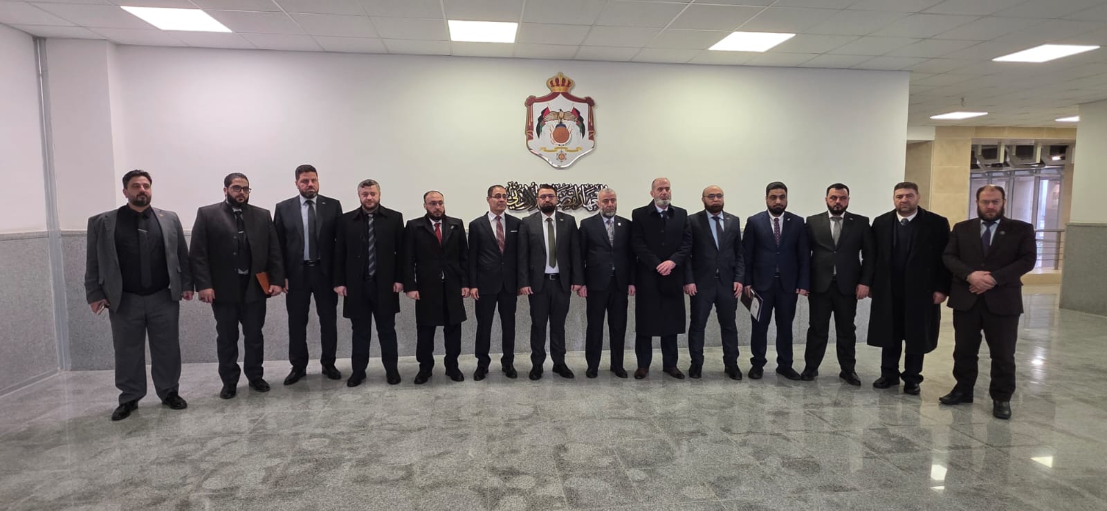 الأردن وسوريا يعززان التعاون القضائي عبر زيارة رسمية للمعهد القضائي الأردني