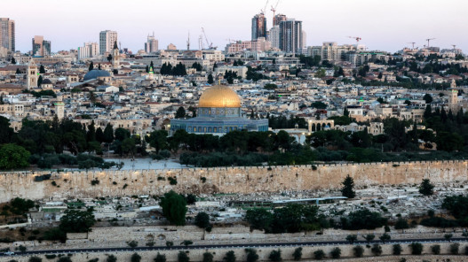 محافظة القدس تحذر من مشروع 'طريق 45' الاستيطاني لتعزيز السيطرة الإسرائيلية شمال القدس وشرق رام الله