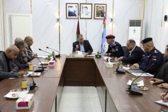 وزير الداخلية يزور جسر الملك حسين لمتابعة خدمات المسافرين