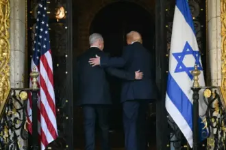 معاريف: استعدادات متقدمة لهجوم واسع على إيران بتنسيق غير مسبوق بين واشنطن وتل أبيب