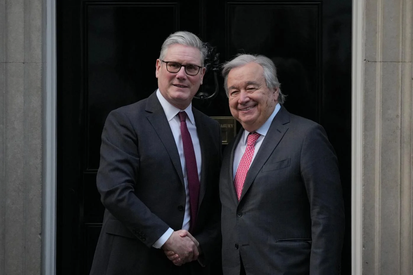 غوتيريش ورئيس الوزراء البريطاني يبحثان قضايا دولية وإصلاح الأمم المتحدة