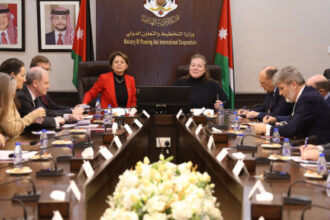 المرحلة الثانية لتحديث القطاع العام: الحكومة تسعى لتحسين الخدمات وتعزيز الكفاءة المؤسسية