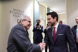 ولي العهد يؤكد متانة العلاقة مع لبنان