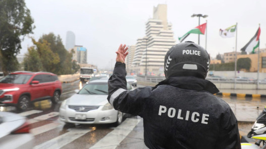 صورة حول : الأمن يدعو المواطنين للتخطيط المسبق لرحلاتهم تزامنًا مع بدء الفصل الدراسي الثاني الأمن يدعو المواطنين للتخطيط المسبق لرحلاتهم تزامنًا مع بدء الفصل الدراسي الثاني