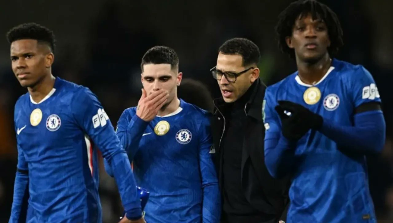 تشيلسي يُغرَّم 150 ألف إسترليني بسبب «زجاجة» قبل مواجهة كريستال بالاس