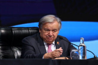 غوتيريش ينتقد قادة يستهينون بالقانون الدولي خلال خطاب ترامب في دافوس