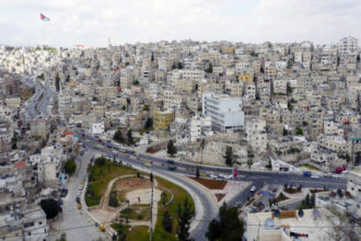 ارتفاع طفيف يسبق منخفضًا جويًا.. أمطار متوقعة الأربعاء وتحذيرات من الصقيع والغبار