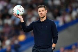 ليفربول يترقب: تشابي ألونسو الأقرب لتولي القيادة الفنية للفريق