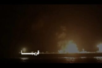 الحوثيون يلوّحون باستئناف الهجمات في البحر الأحمر وسط تصعيد إقليمي