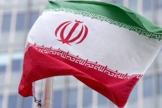 إيران تؤكد الجاهزية العسكرية القصوى مع تمسكها بالحلول الدبلوماسية