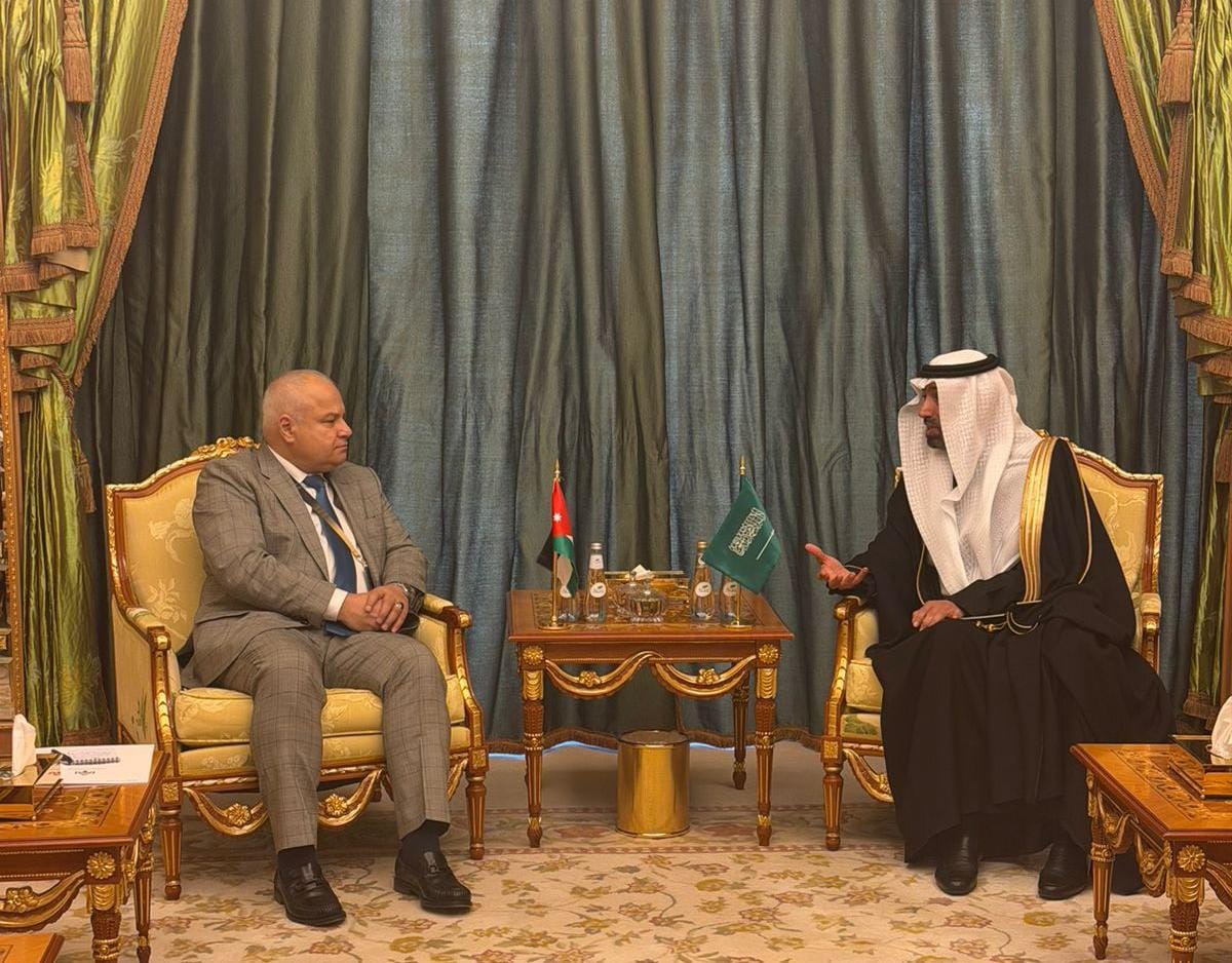 وزير العمل يبحث مع نظيره السعودي سبل تسويق الكفاءات الأردنية