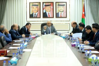 "الصحة النيابية" تناقش الضريبة المفروضة على أطباء القطاع الخاص