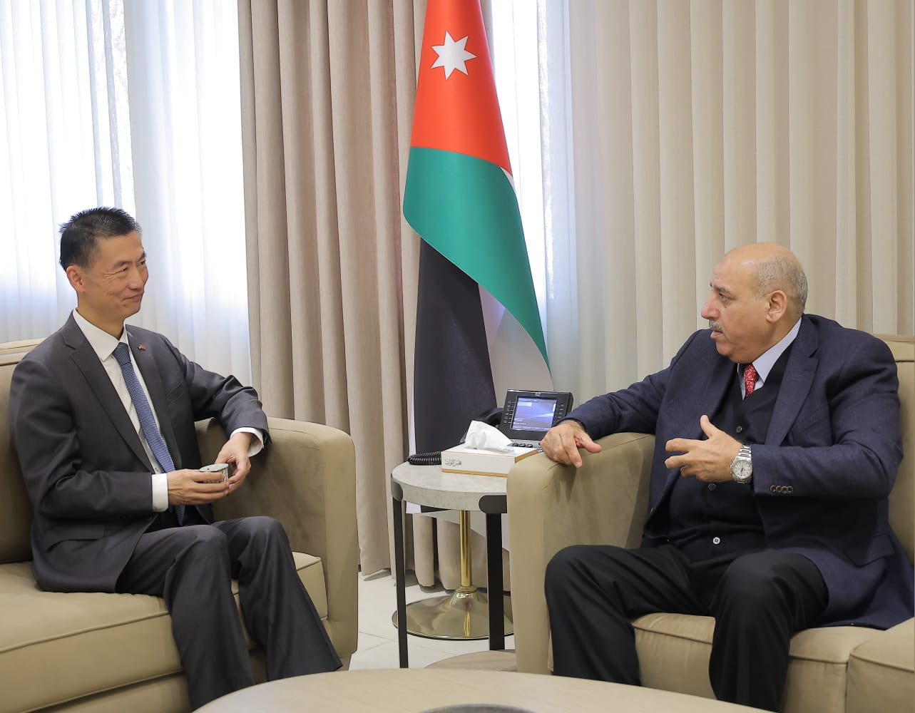 رئيس النواب يستقبل السفير الصيني