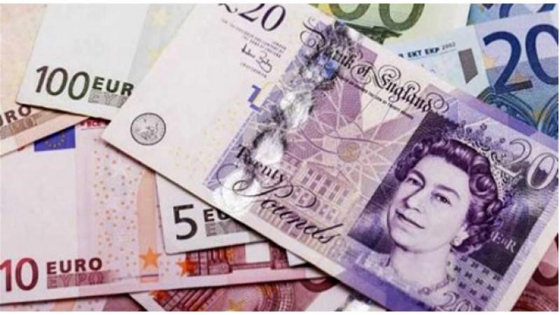 ارتفاع الإسترليني أمام الدولار واليورو مع تحسن المعنويات الاقتصادية البريطانية