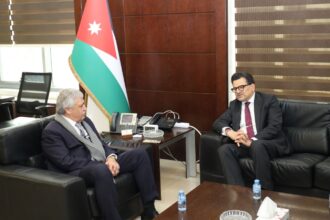 الأردن والهند يبحثان تعزيز التعاون في قطاع النقل والسكك الحديدية