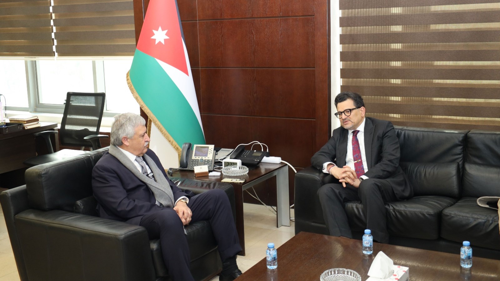 الأردن والهند يبحثان تعزيز التعاون في قطاع النقل والسكك الحديدية