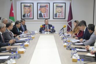 الإدارية النيابية تبحث شراء الخدمات بالغذاء والدواء