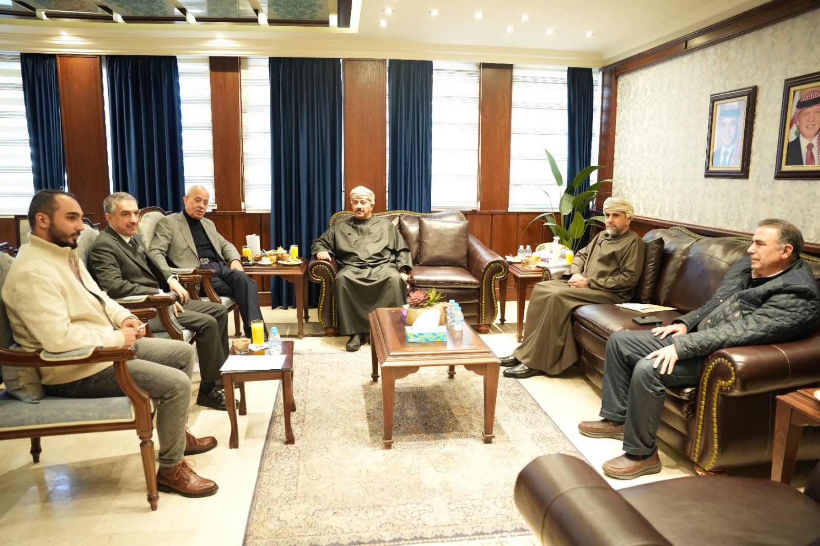 صورة حول : "صناعة عمّان" تبحث سبل تعزيز التبادل التجاري مع سلطنة عُمان "صناعة عمّان" تبحث سبل تعزيز التبادل التجاري مع سلطنة عُمان