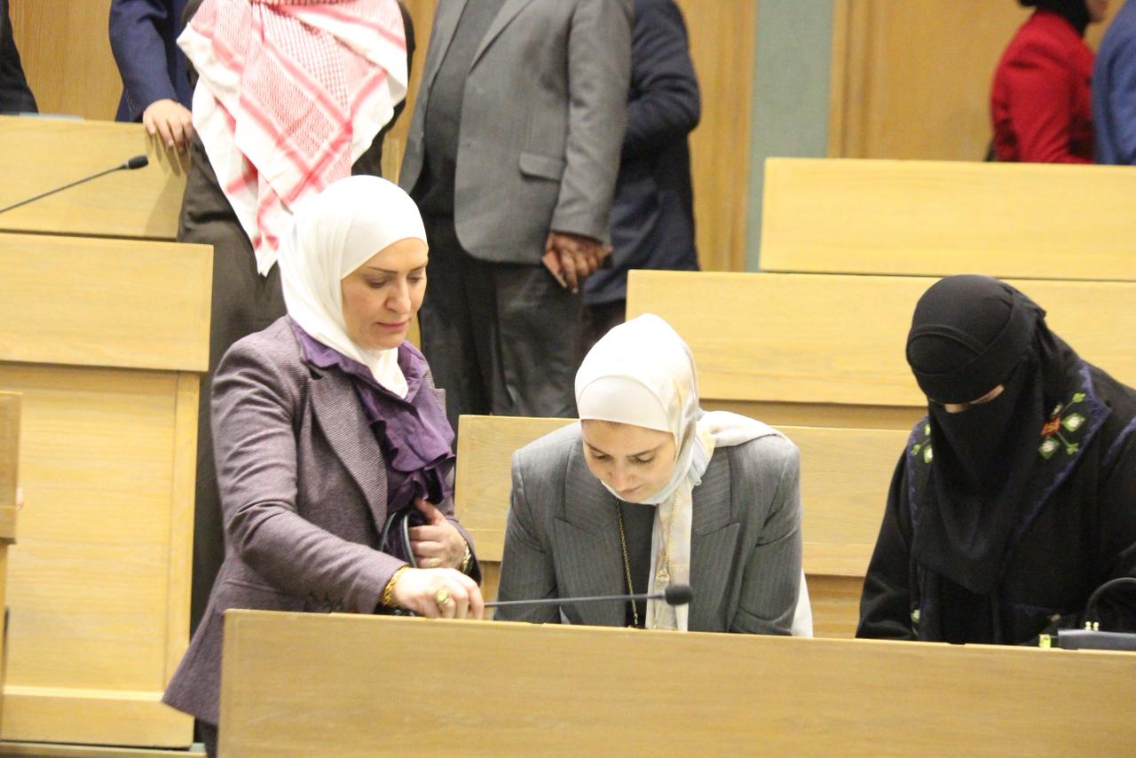 صراحة نيوز ترصد صورًا قبيل جلسة النواب