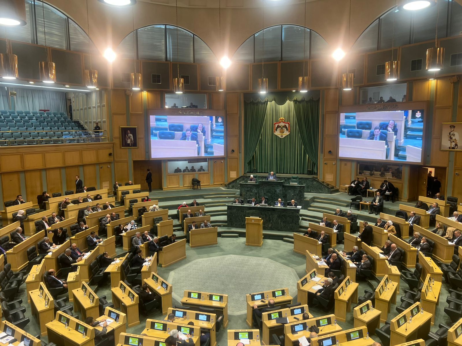 صراحة نيوز ترصد صورًا قبيل جلسة النواب