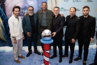 ويل سميث يخطف أنظار دبي في العرض الإقليمي لسلسلة "من القطب إلى القطب مع ويل سميث" في المدينة المستدامة