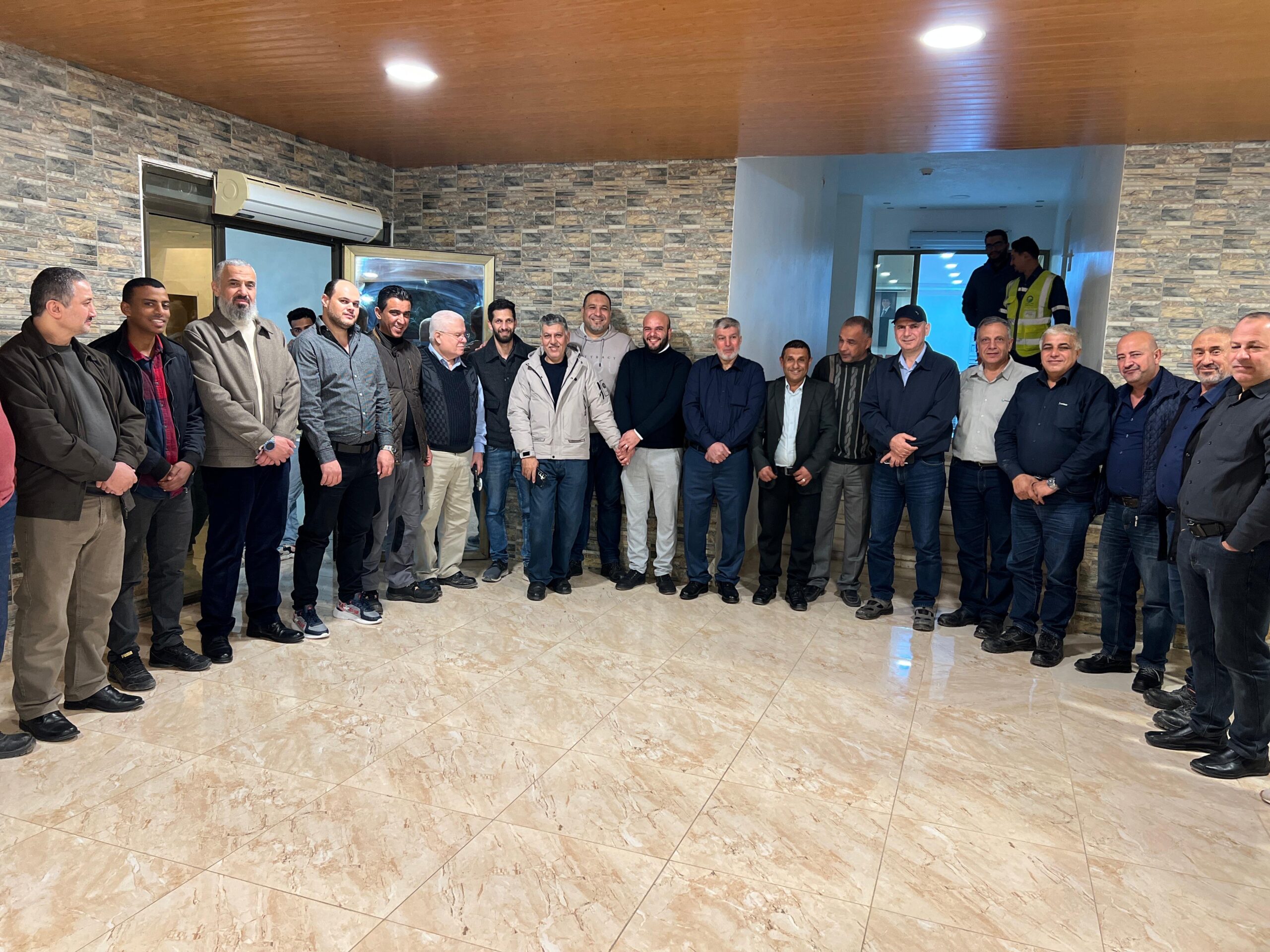 صورة حول : حفل وداع للمهندس سعد العقرباوي وسط إشادة زملائه حفل وداع للمهندس سعد العقرباوي وسط إشادة زملائه