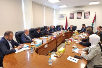 شركة مصانع الإسمنت الأردنية تعقد اجتماع هيئتها العامة العادي وتُقر تغييرات استراتيجية في هيكل الملكية والإدارة