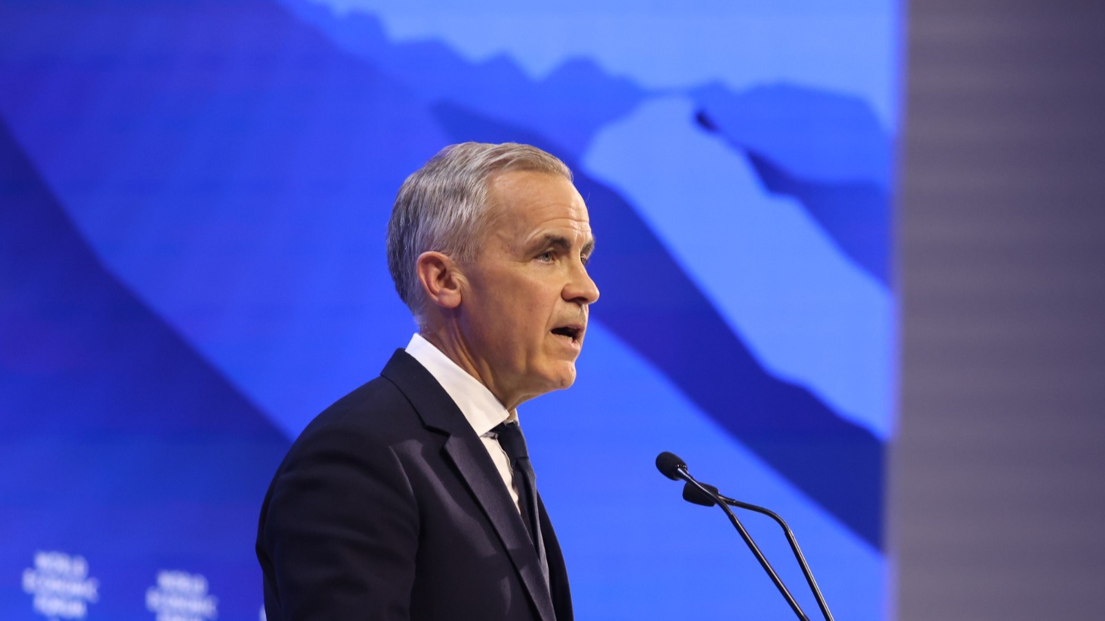 كارني يطالب الولايات المتحدة باحترام السيادة الكندية