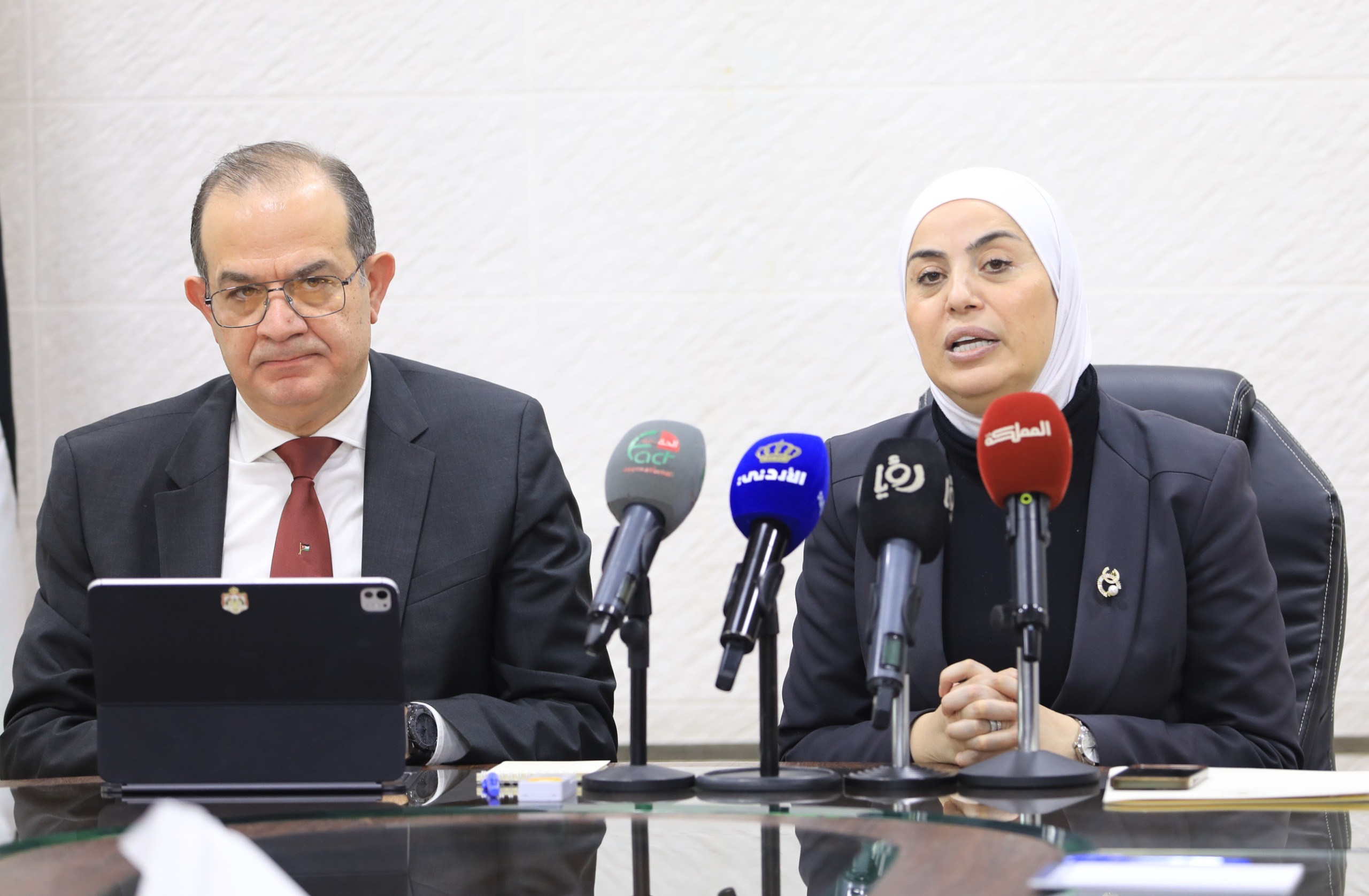 صورة حول : وزارة التنمية الاجتماعية تطلق منصة «عون» للتبرعات بالشراكة مع وزارة الاقتصاد الرقمي وزارة التنمية الاجتماعية تطلق منصة «عون» للتبرعات بالشراكة مع وزارة الاقتصاد الرقمي