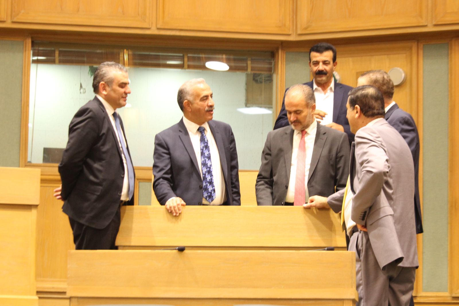 لقطات قبيل انطلاق جلسة النواب اليوم