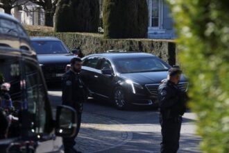 إيران تحذّر واشنطن من "المطالب المبالغ فيها" وسط محادثات جنيف