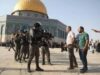 قيود إسرائيلية تحدّ من وصول المصلين إلى المسجد الأقصى فجر الجمعة