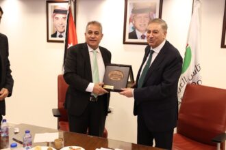 الهميسات يشيد بإنجازات"البوتاس العربية"