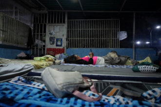 البرلمان الفنزويلي يتعهد بالإفراج عن السجناء السياسيين خلال أيام