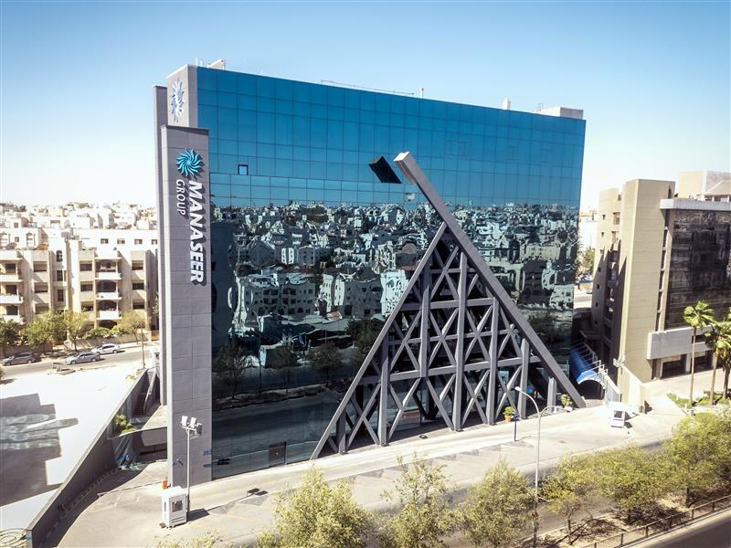 كلية لومينوس الجامعية التقنية تطلق منح زياد المناصير