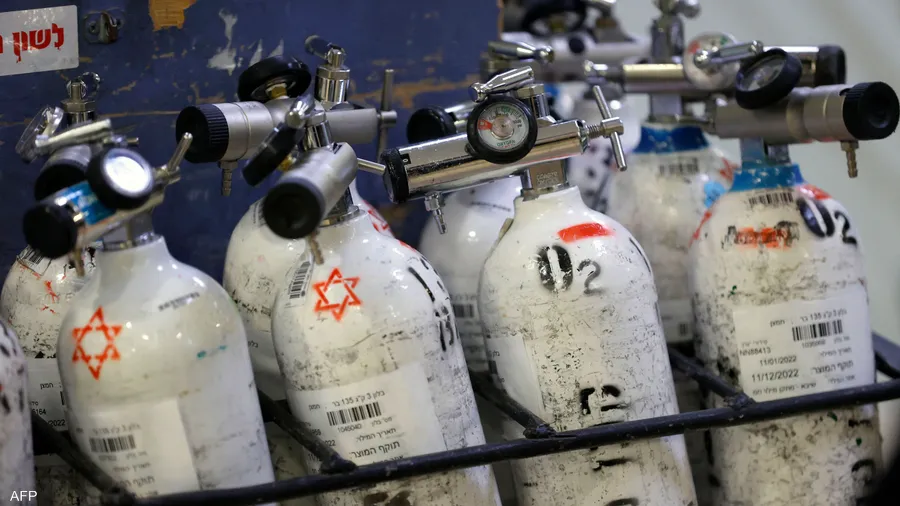 هل استنفرت إسرائيل لفحص أسطوانات الأكسجين بعد حادث خطير؟