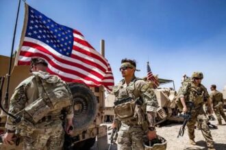 الجيش الأميركي يقتل شخصين بضربة على سفينة